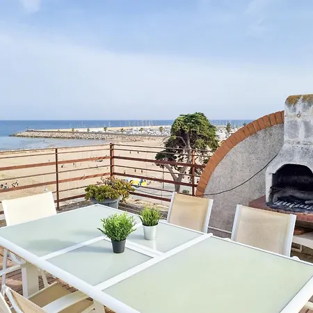 Apartamento Duplex En Primera Linea De Playa Torredembarra